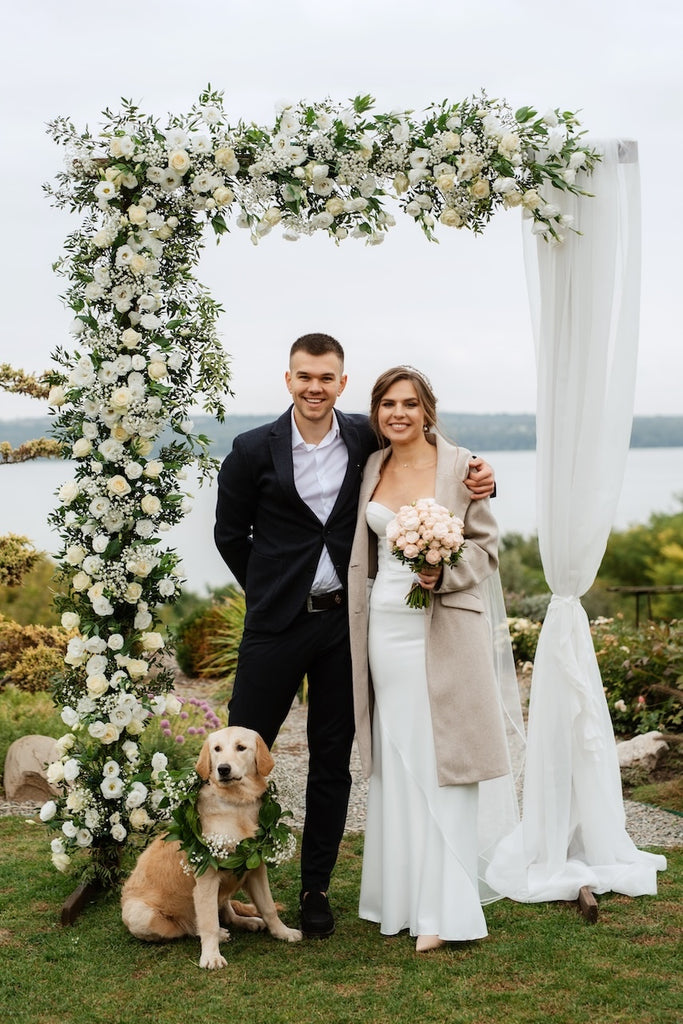 What factors to consider when selecting flowers that harmonize with your wedding theme, style and colour scheme.