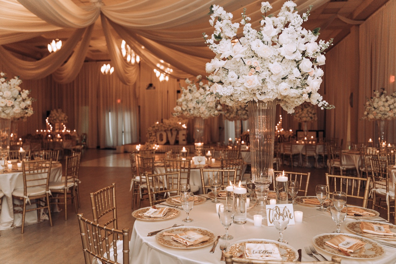 elegant-wedding-reception-flower