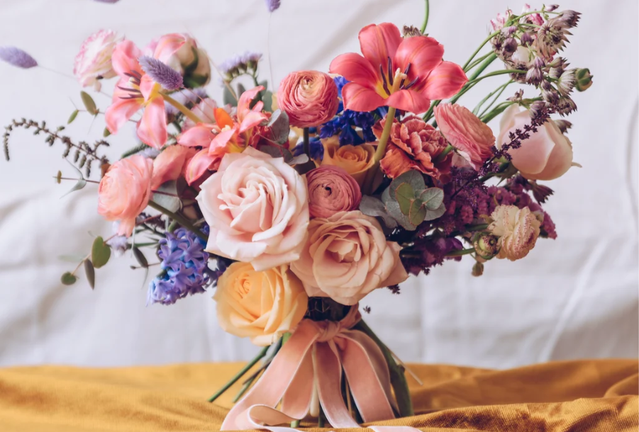 How to Choose a Bridal Bouquet for Your Wedding