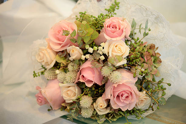 Brides' Favorite Flower Combinations