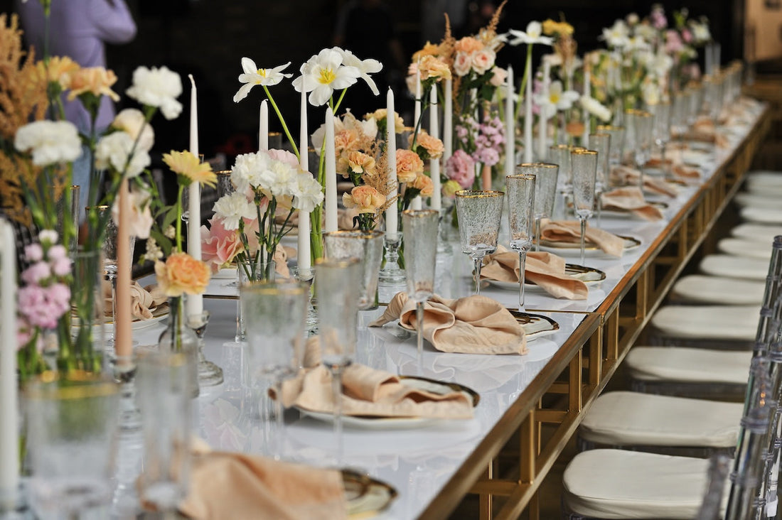 A La Carte Wedding Flowers: The Smart Bride’s Guide to Flexible Floral Planning | Burst Flowers