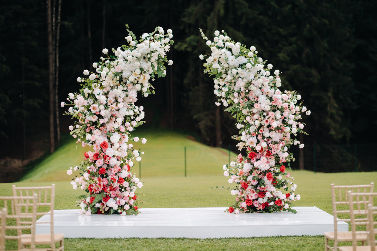 wedding-ceremony-floral-pillars-langley
