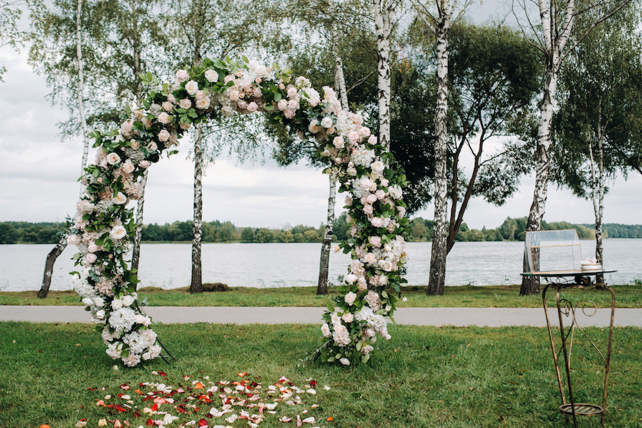wedding-ceremony-flower-arch-Vancouver-BC
