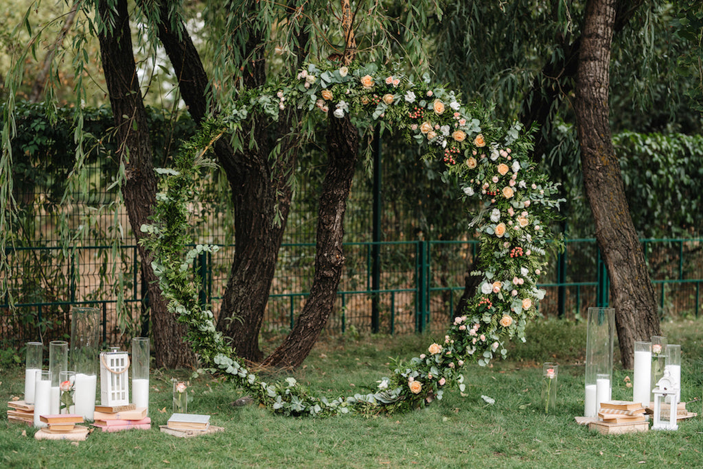 wedding-ceremony-flowers-arch-delta