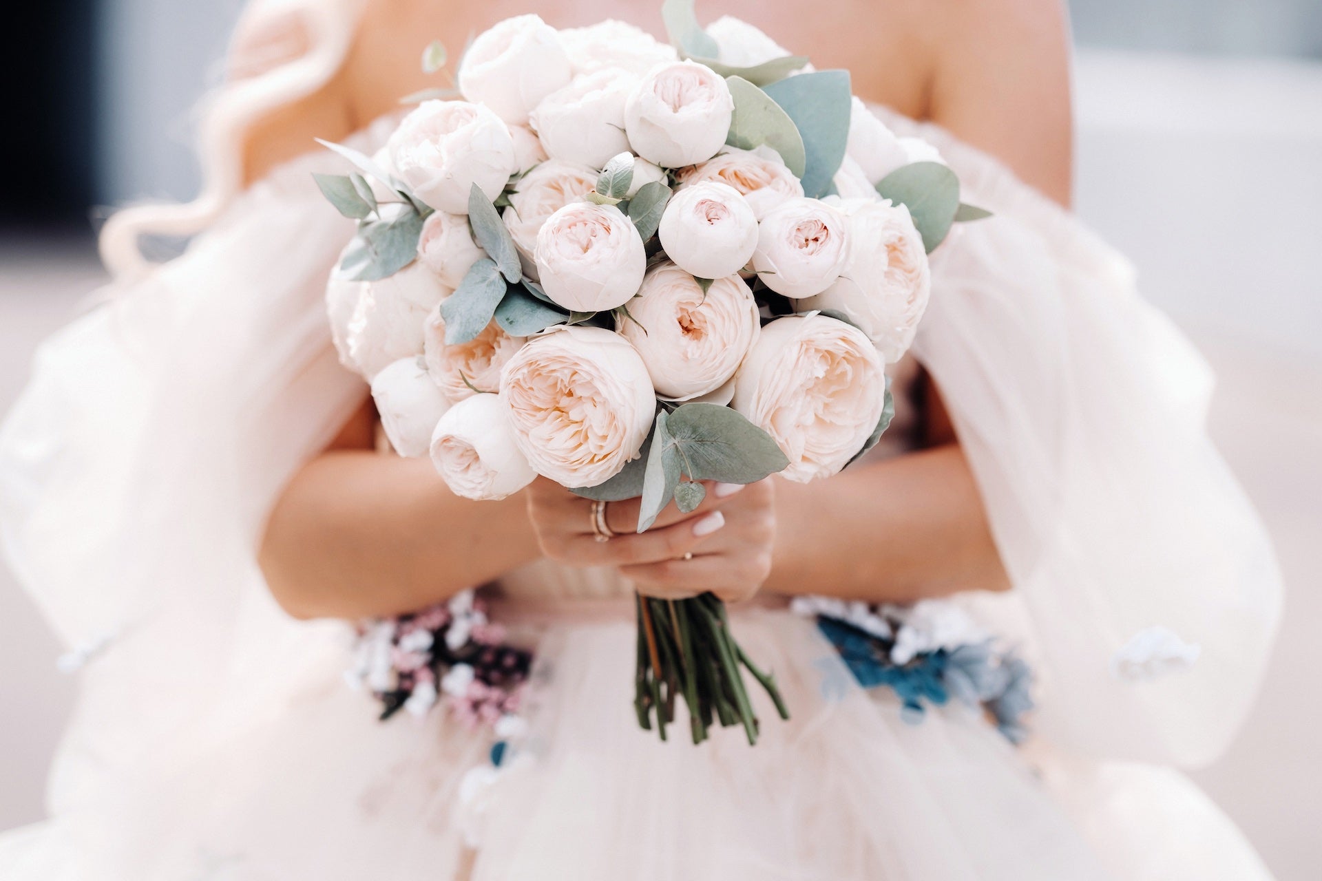 wedding-flowers-bouquet-pink-pony